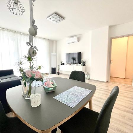 West Budapest-Edge Of Downtown-Free Parking Экстерьер фото